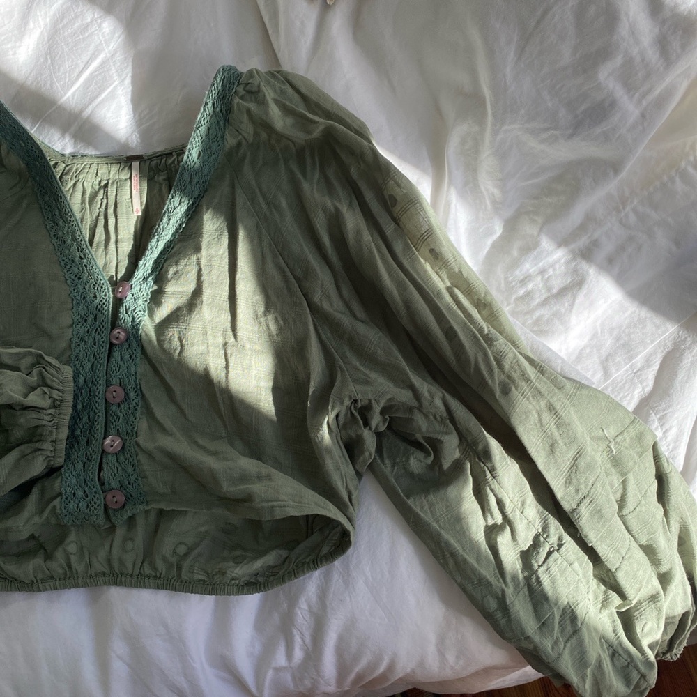 Cropped FP Blouse